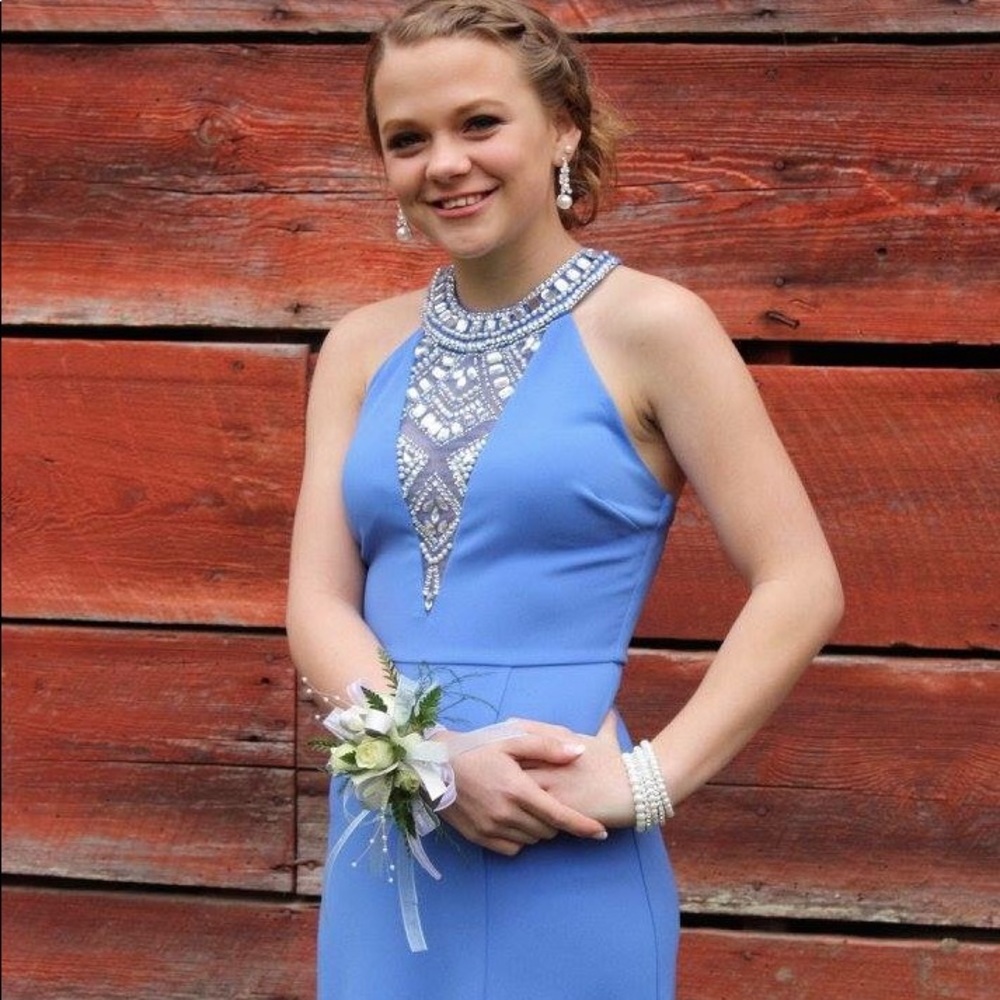 Beautiful Blue Dress !!